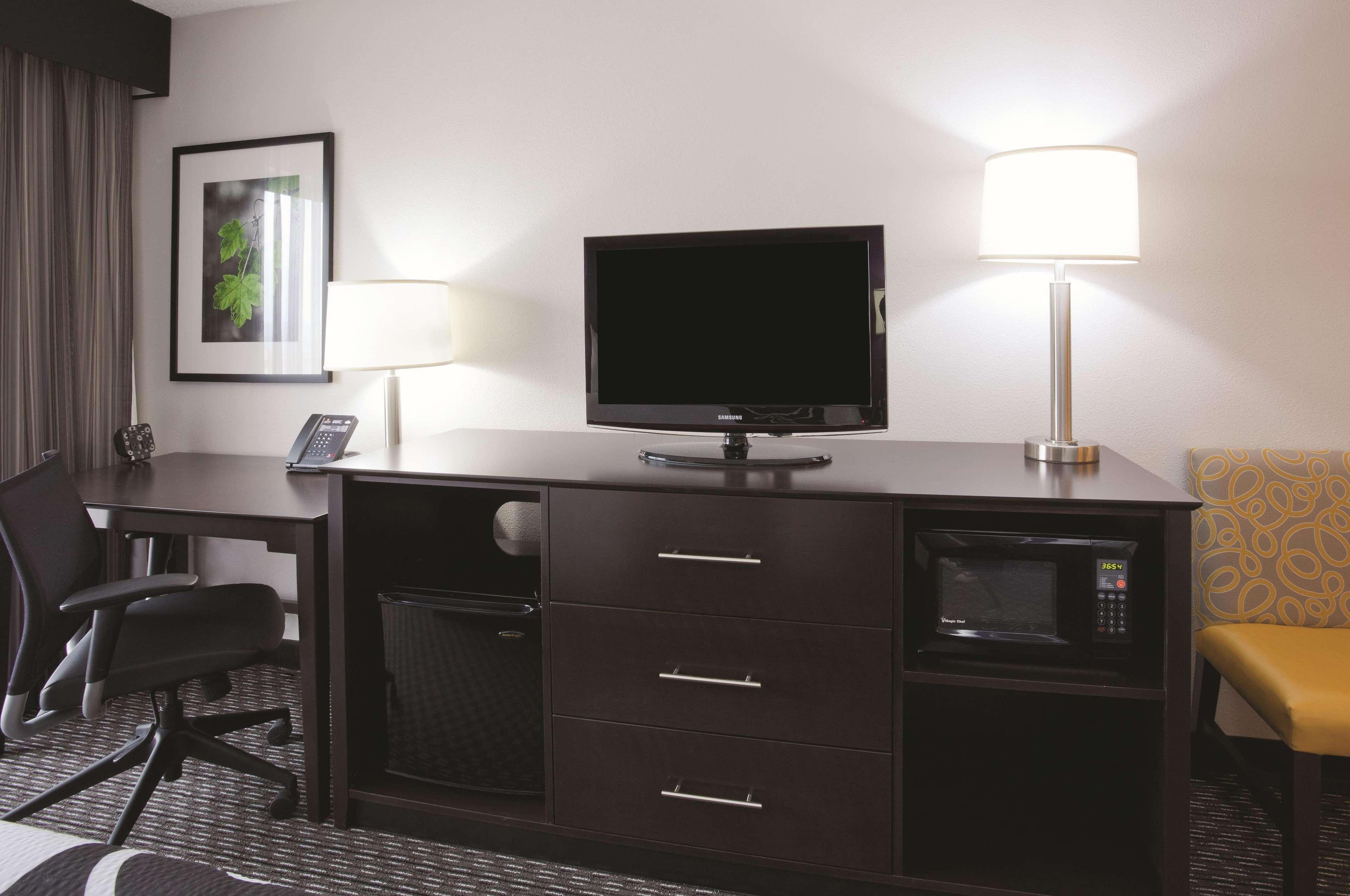 La Quinta By Wyndham Minneapolis Bloomington W - Free Airport Shuttle Exterior photo